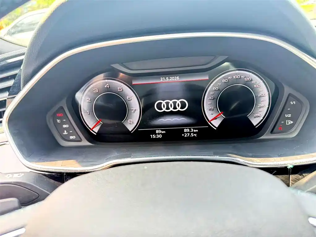 Audi Q3 2024 35 TFSI Fashion Sport фото 2