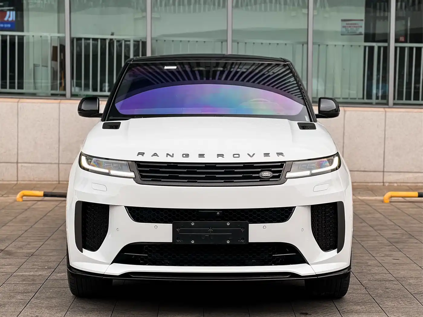 Land Rover Range Rover Sport 2023 400PS Dynamic SE фото 2