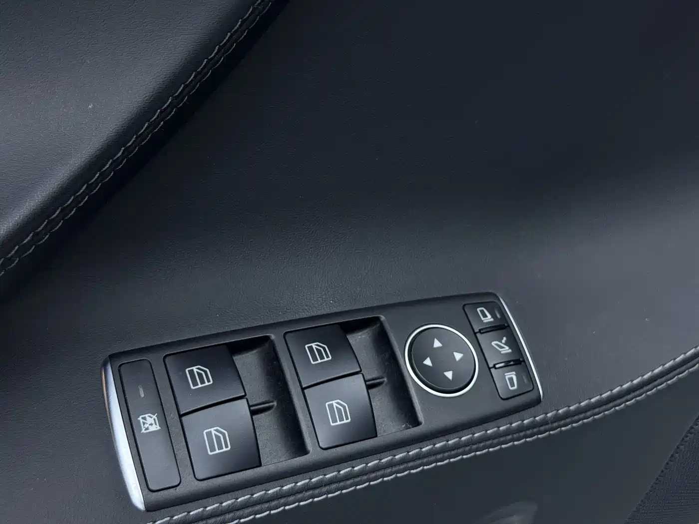 Tesla Model S 2021 2020 Long Range Upgrade