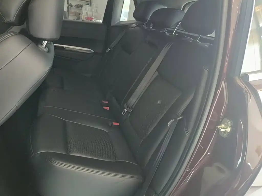 Peugeot 3008 2017 2016 1.6THP Automatic Classic Edition