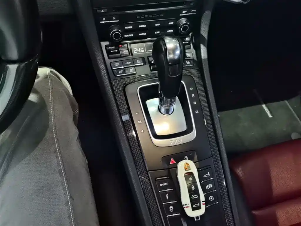 Porsche 718 2018 Cayman 2.0T фото 14