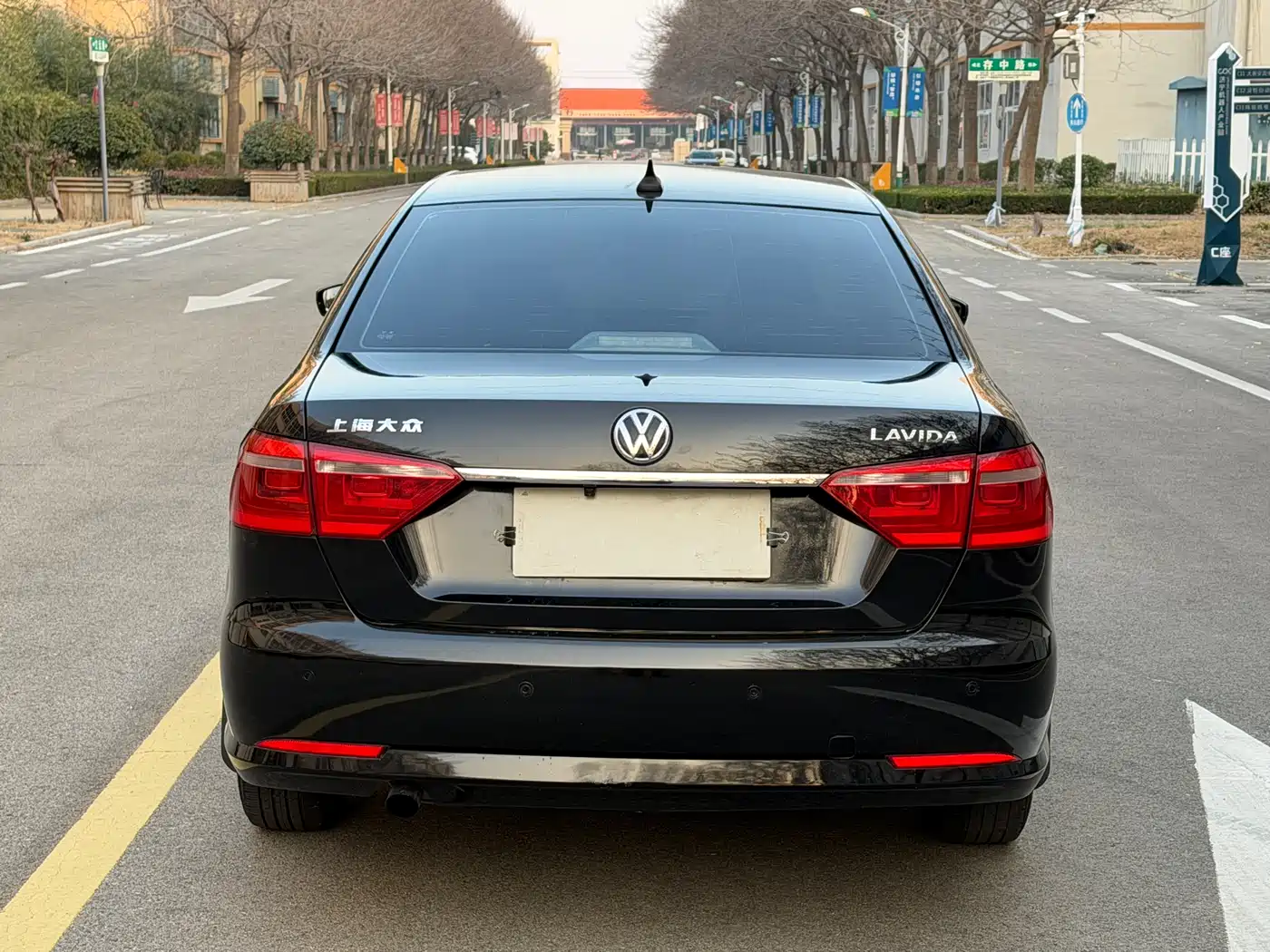 Volkswagen Lavida 2013 1.6L Automatic Trend Edition фото 5