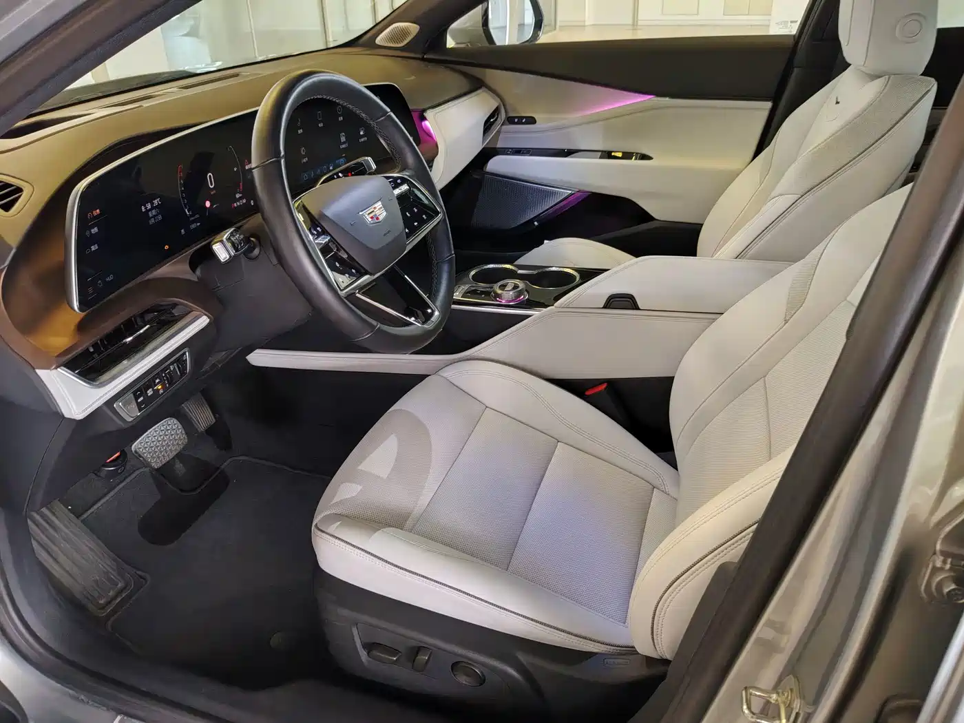 Cadillac GT4 2023 2023 25T Premium Edition
