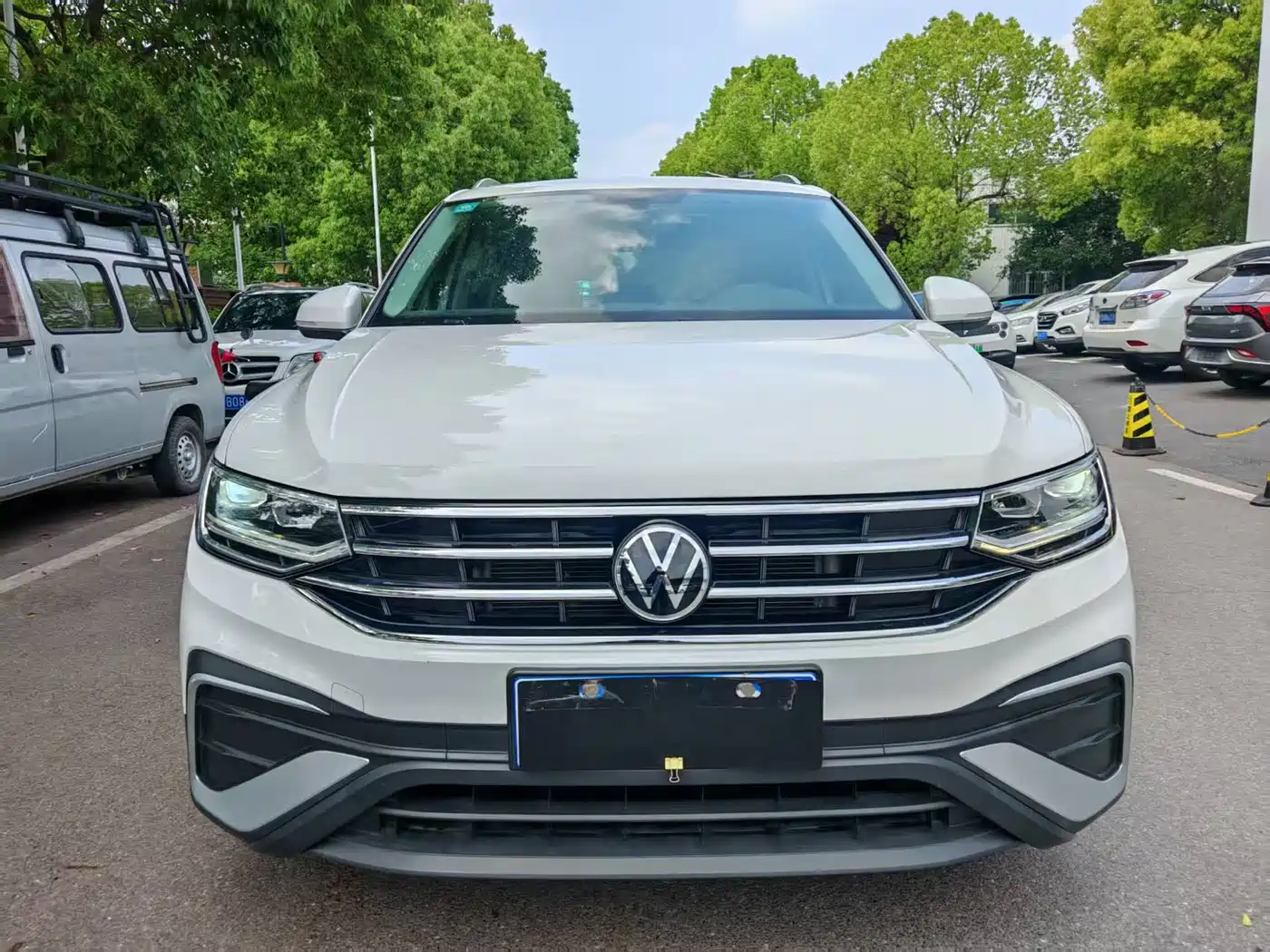 Volkswagen Tiguan L 2022 330TSI Automatic 2WD Smart Edition фото 2