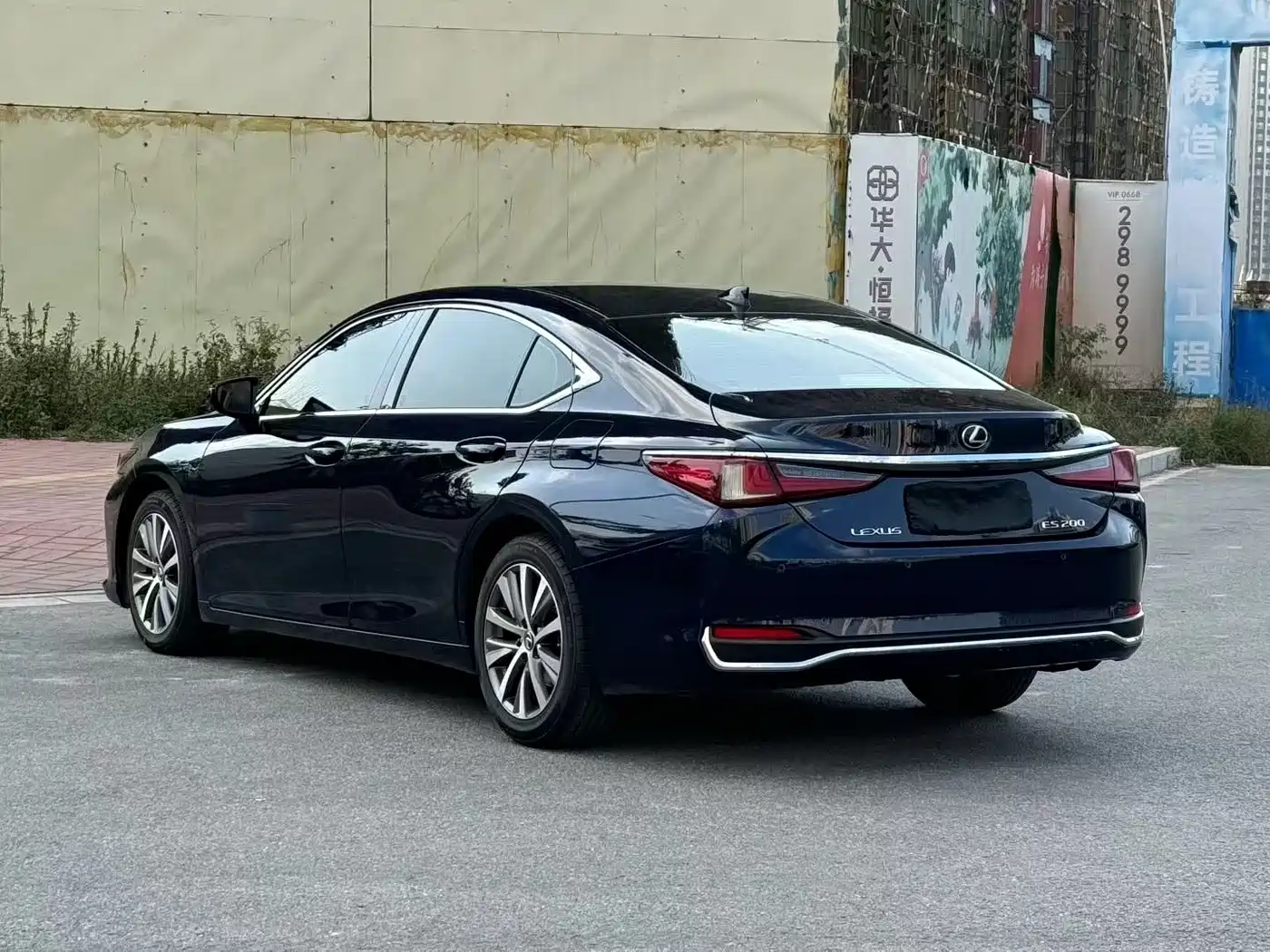 LEXUS ES