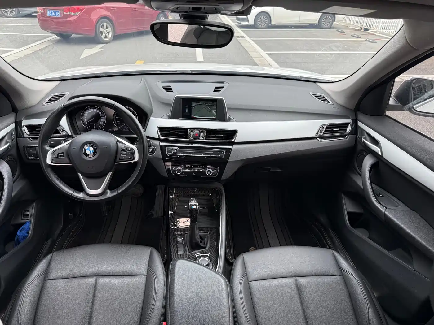 BMW X1 2019 sDrive20Li Leading Model фото 5
