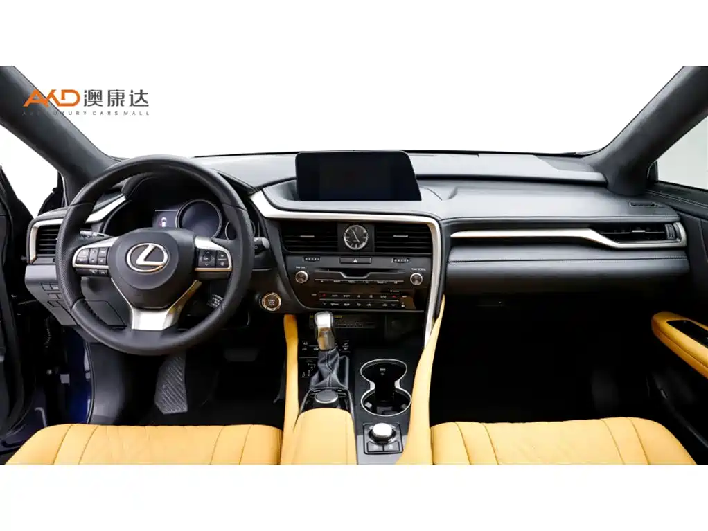 Фото 5 - Lexus RX