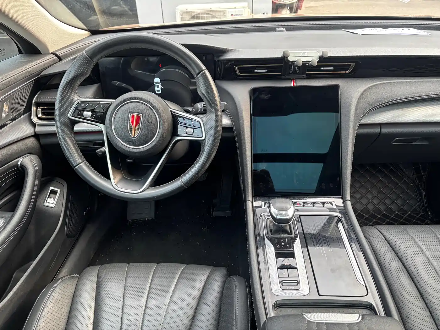 Hongqi H5 2024 2.0T Automatic Smart Connect Flag Smooth Edition фото 7