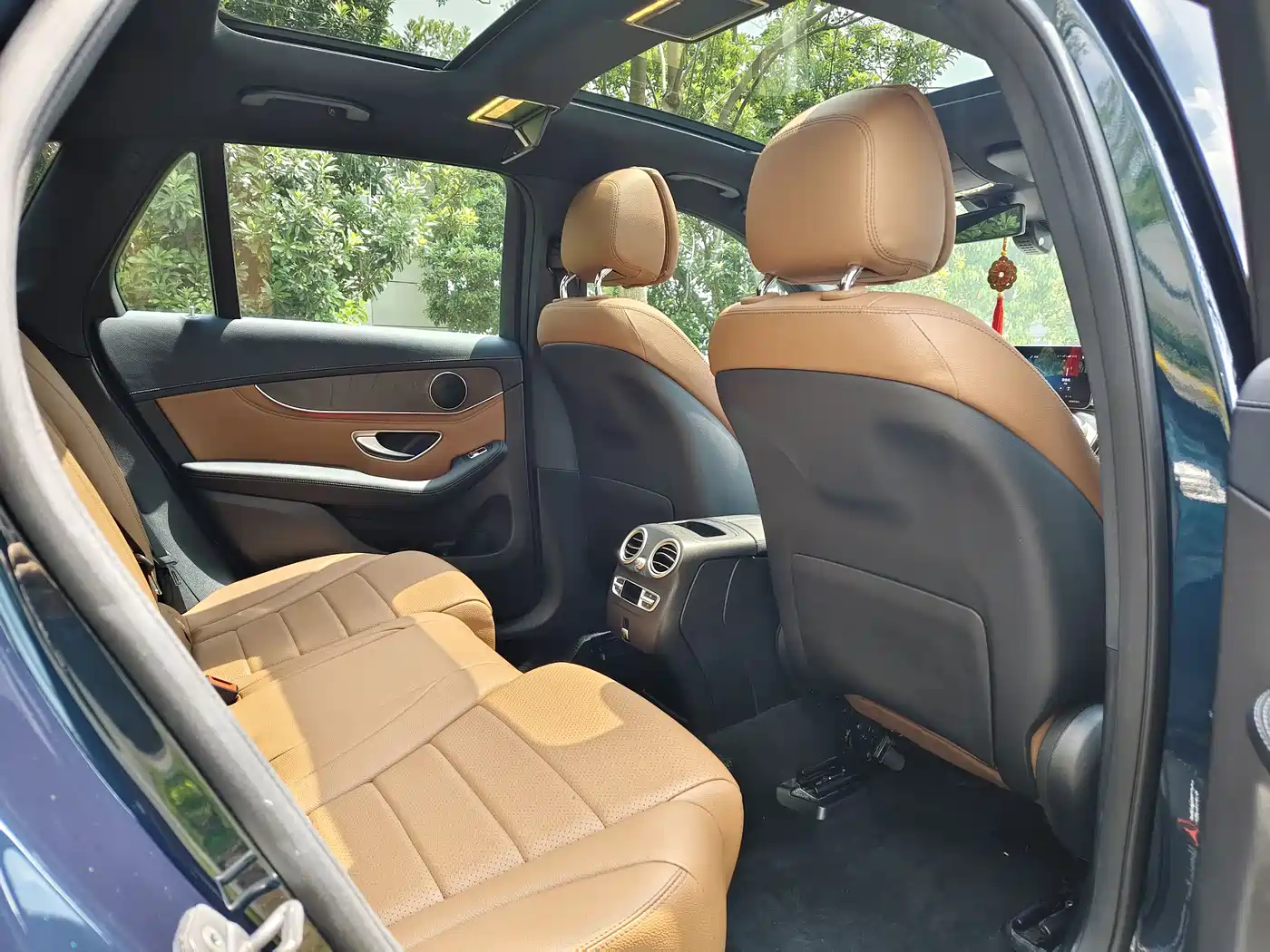 Mercedes-Benz GLC 2020 Facelift GLC 300 L 4MATIC Dynamic фото 6