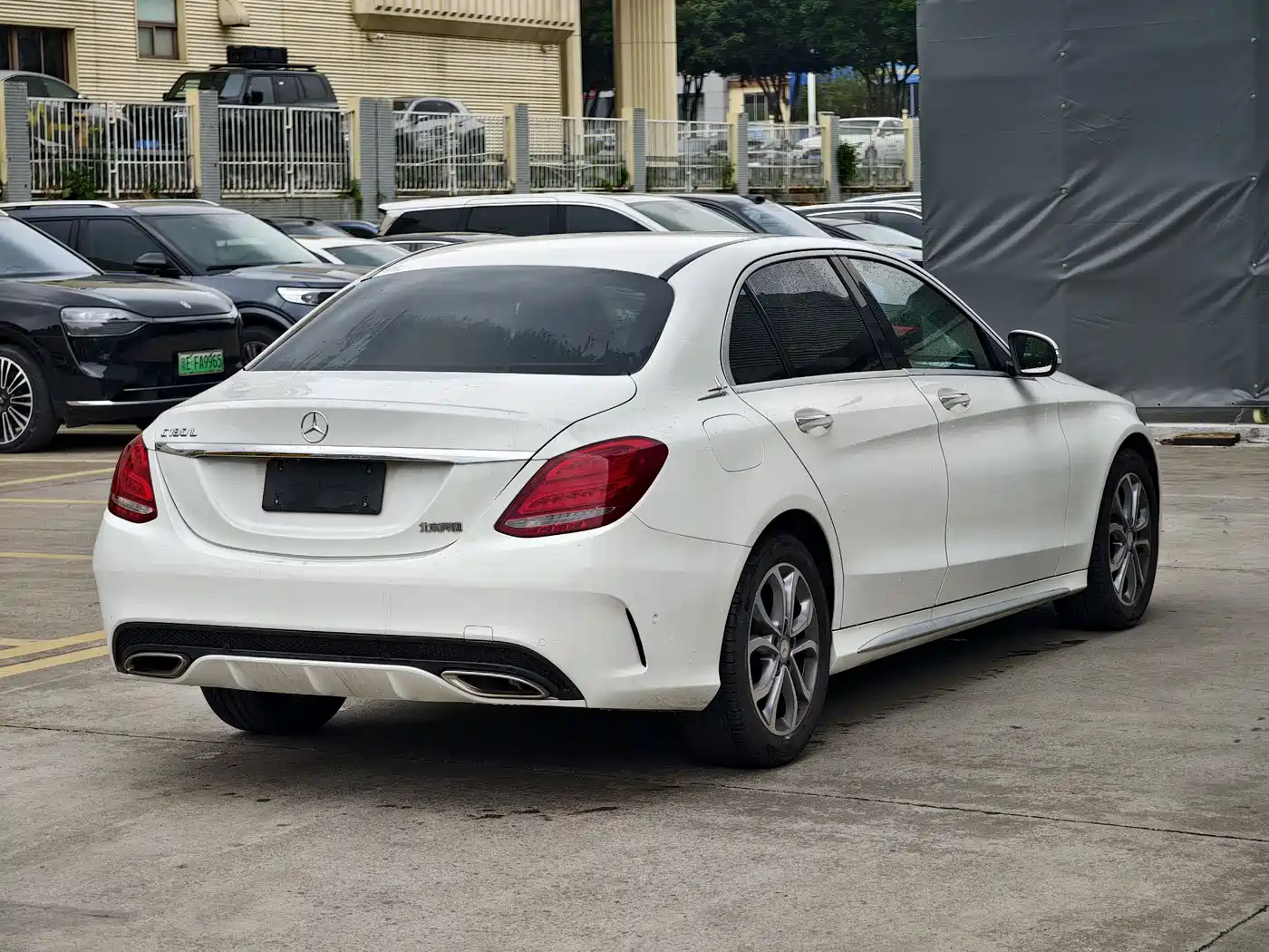 Mercedes-Benz C-Class 2016 C 180 L Sport фото 15