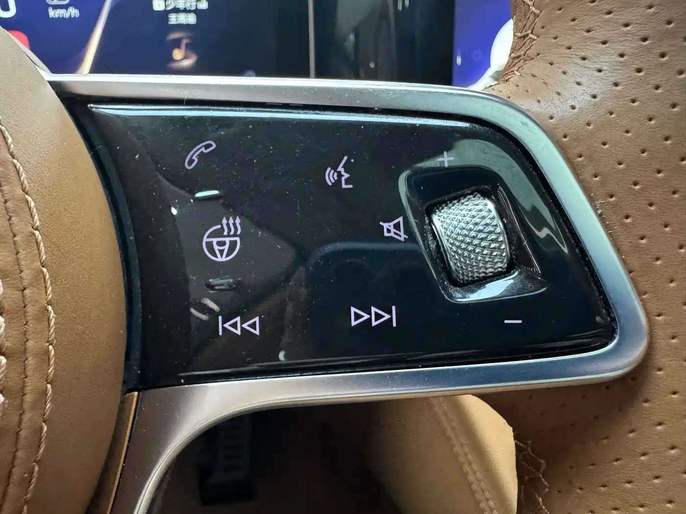 Hongqi H9 2020 2.0T Smart Connection Qi Chang Edition фото 33