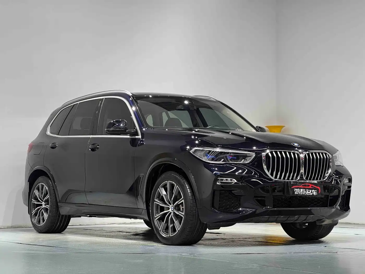 BMW X5 (Import) 2019 xDrive40i M Sport Package фото 4