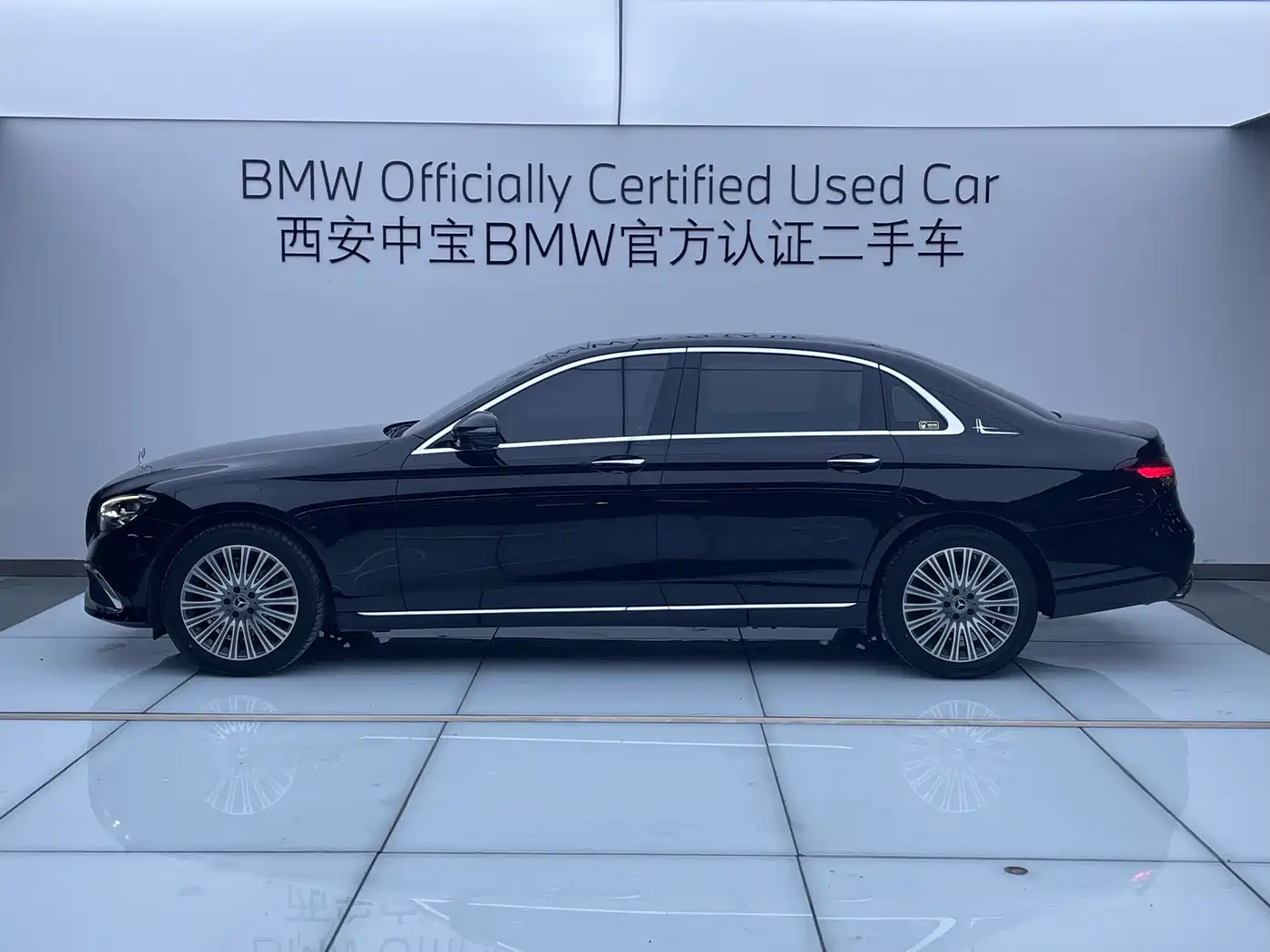 Mercedes-Benz E-Class 2023 E 300 L Fashion фото 3