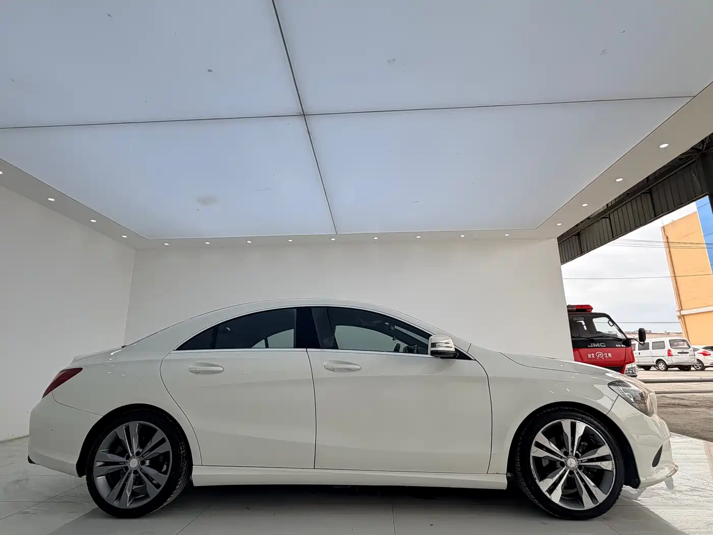 Mercedes-Benz CLA (Import) 2016 Facelift CLA 200 Sport фото 16