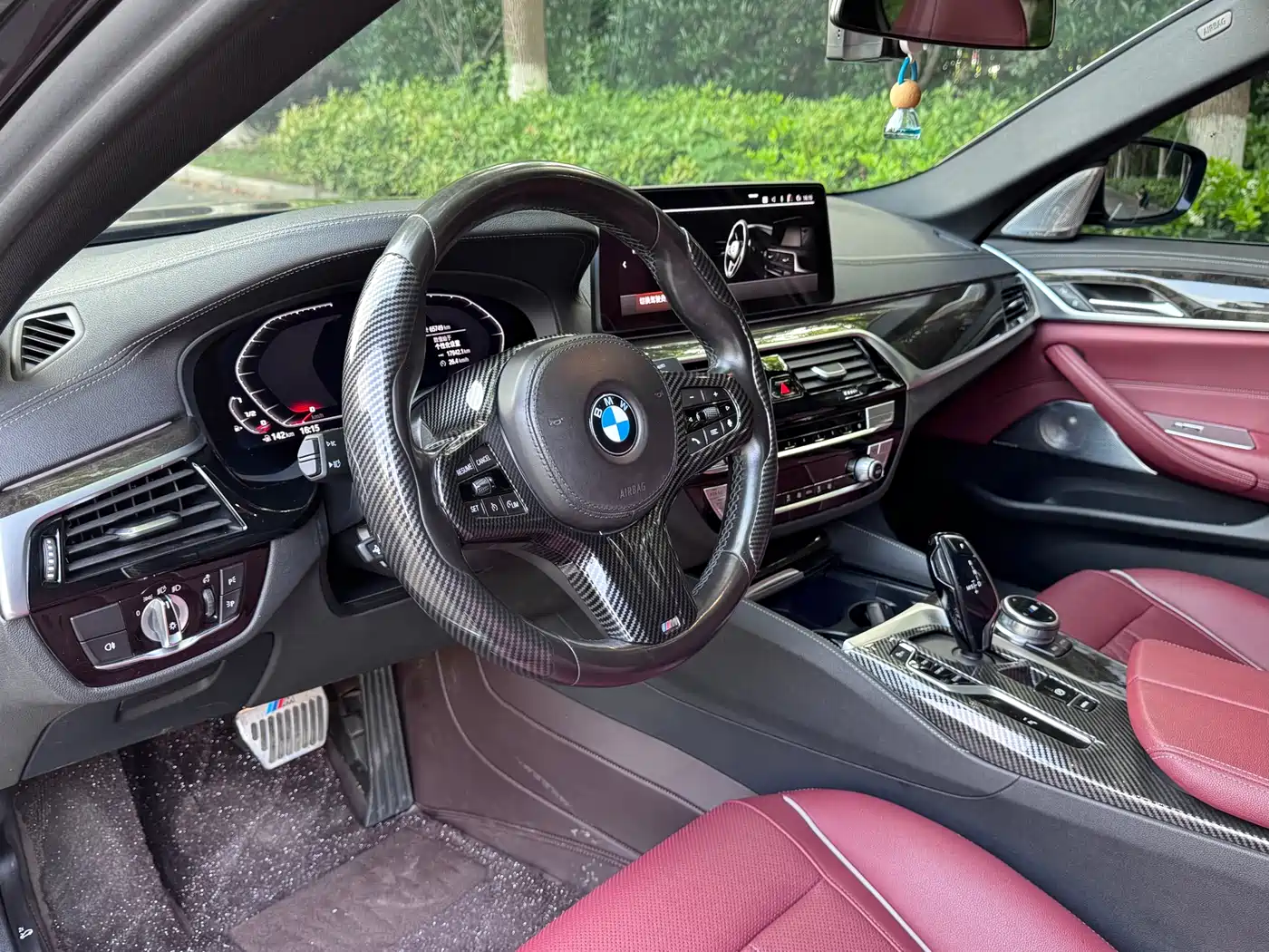 BMW 5 Series 2022 525Li M Sport Package фото 9