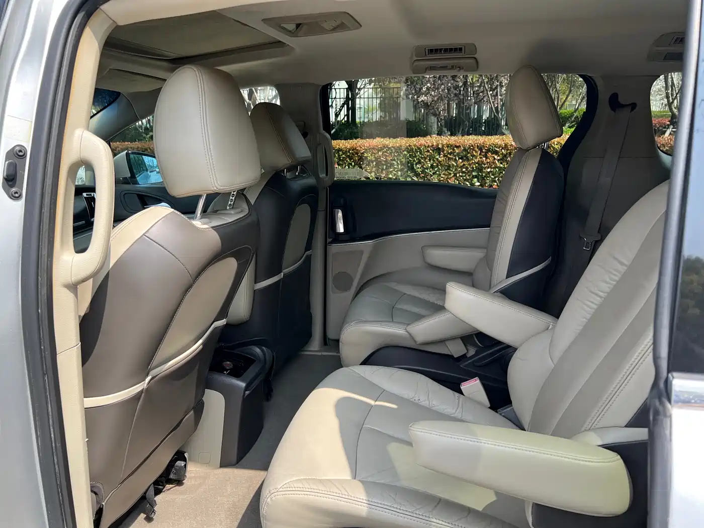 Buick GL8 2011 3.0L GT Luxury Business Elegance Edition фото 15