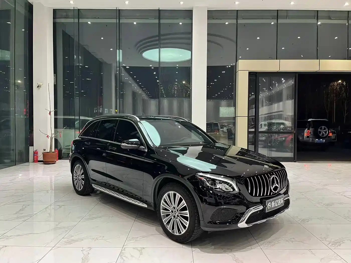 Mercedes-Benz GLC 2017 GLC 200 4MATIC фото 3