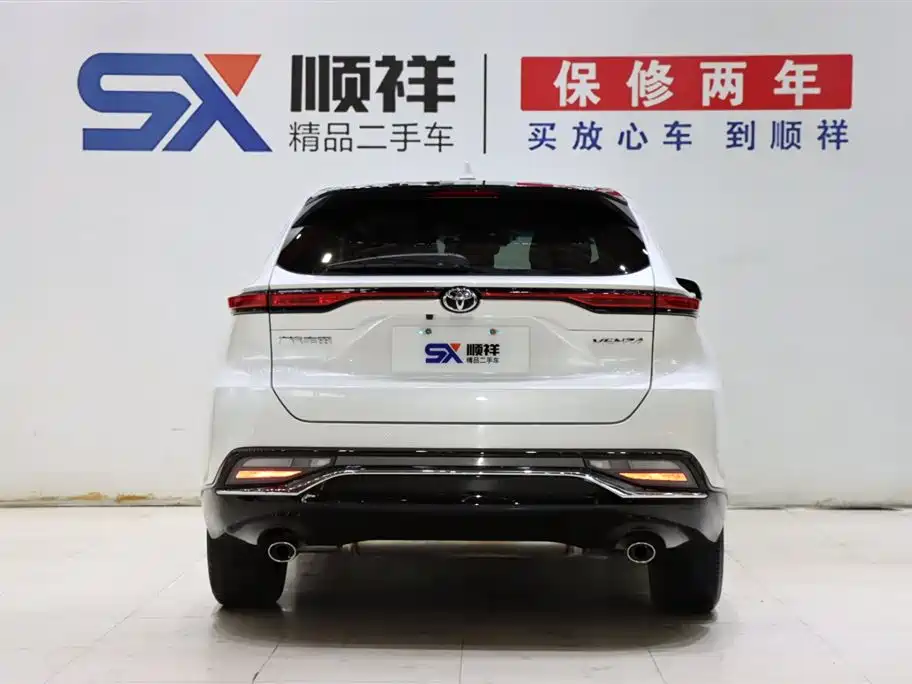 Toyota Venza 2023 2.0L CVT FWD Luxury фото 5