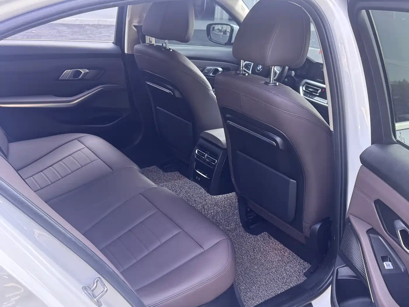 BMW 3 Series 2020 325Li M Sport Package фото 6