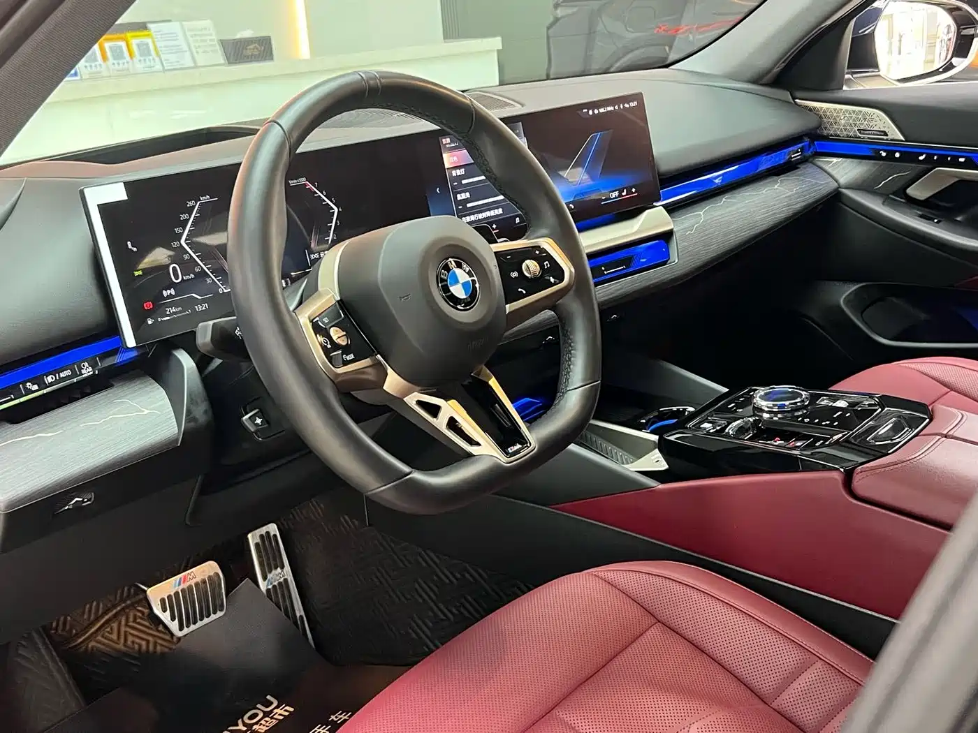 BMW 5 Series 2024 530Li Premium M Sport Package фото 8
