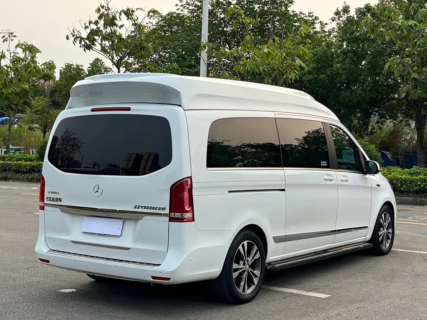 Mercedes-Benz V-Class 2016 V 260 L Premium Long фото 4