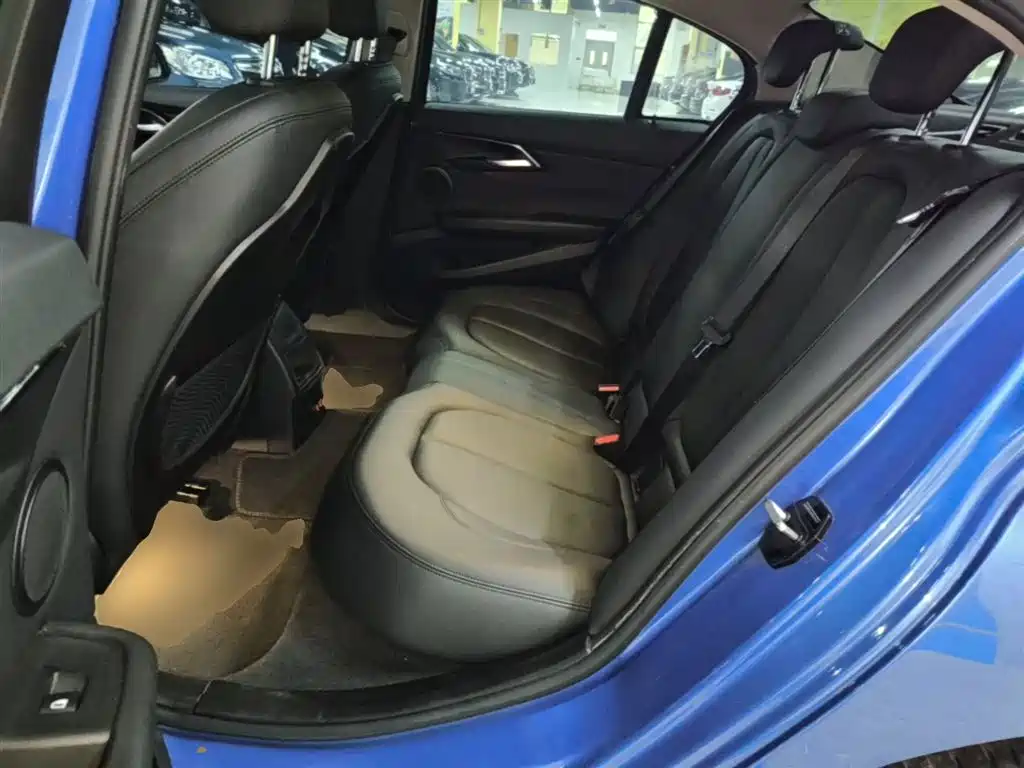 BMW 1 Series 2020 Model 125i Leading M Sport Package фото 17