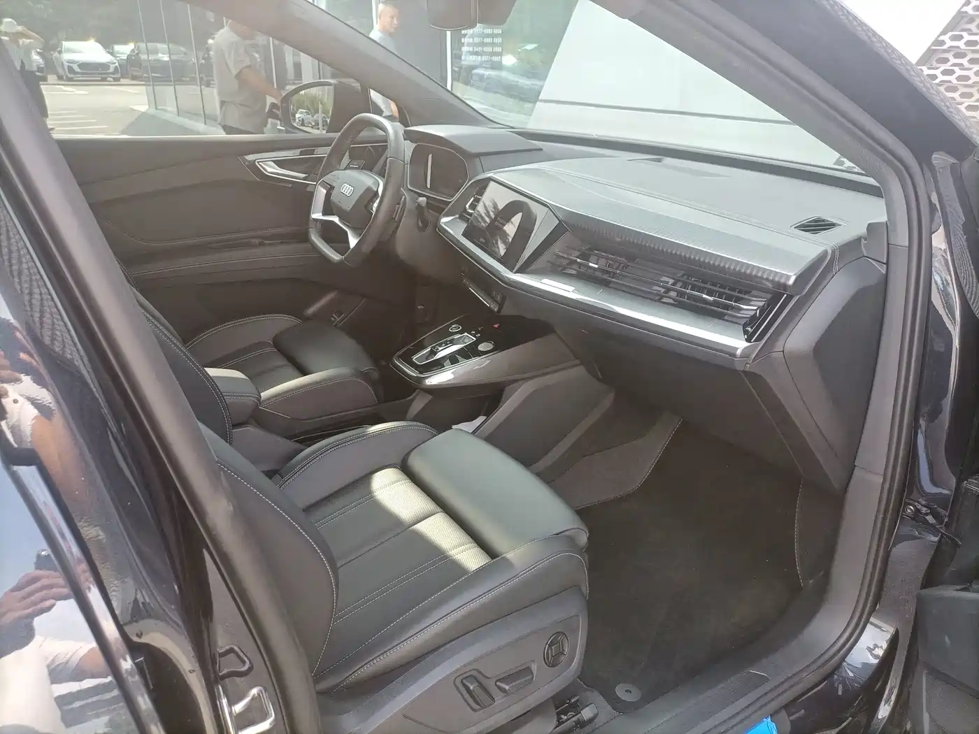 Audi Q4 e-tron 2025 2024 40 e-tron Creation Edition