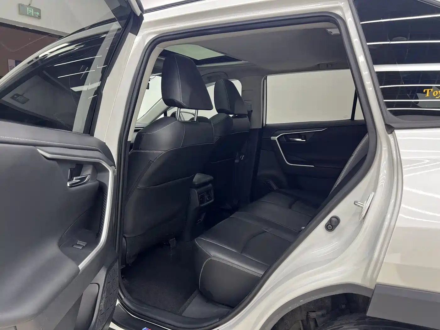 Toyota RAV4 Rongfang 2021 2.0L CVT 4WD Trend PLUS фото 17