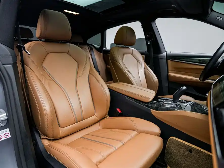BMW 6 Series GT 2020 630i M Sport Package фото 11