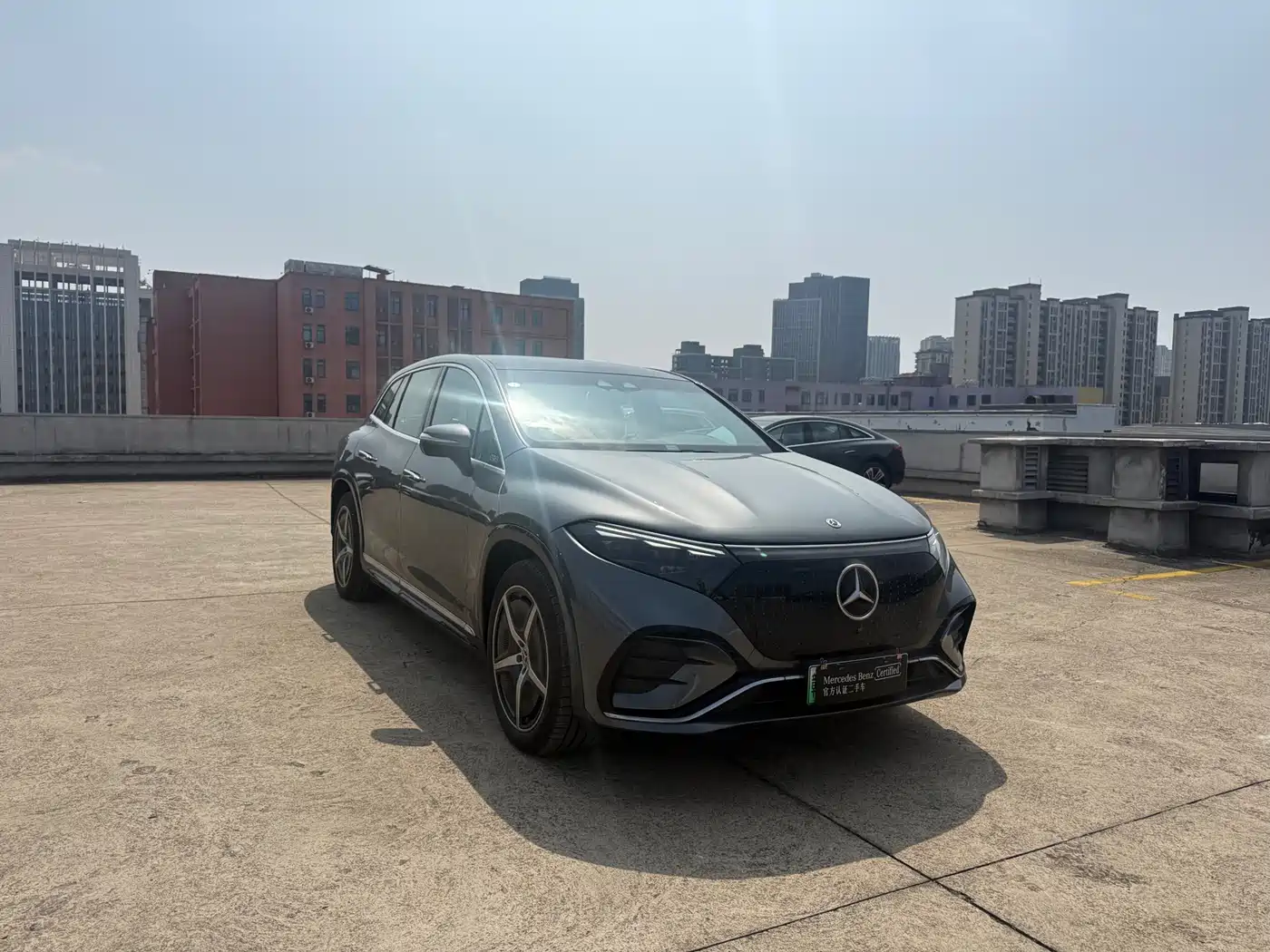 MERCEDES-BENZ EQS SUV