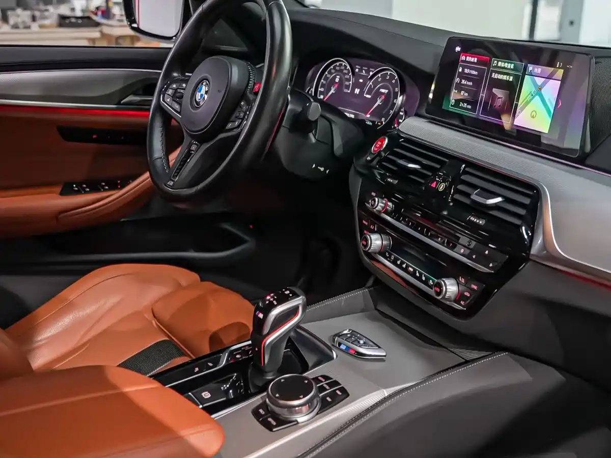 BMW M5 2018 M5 фото 11