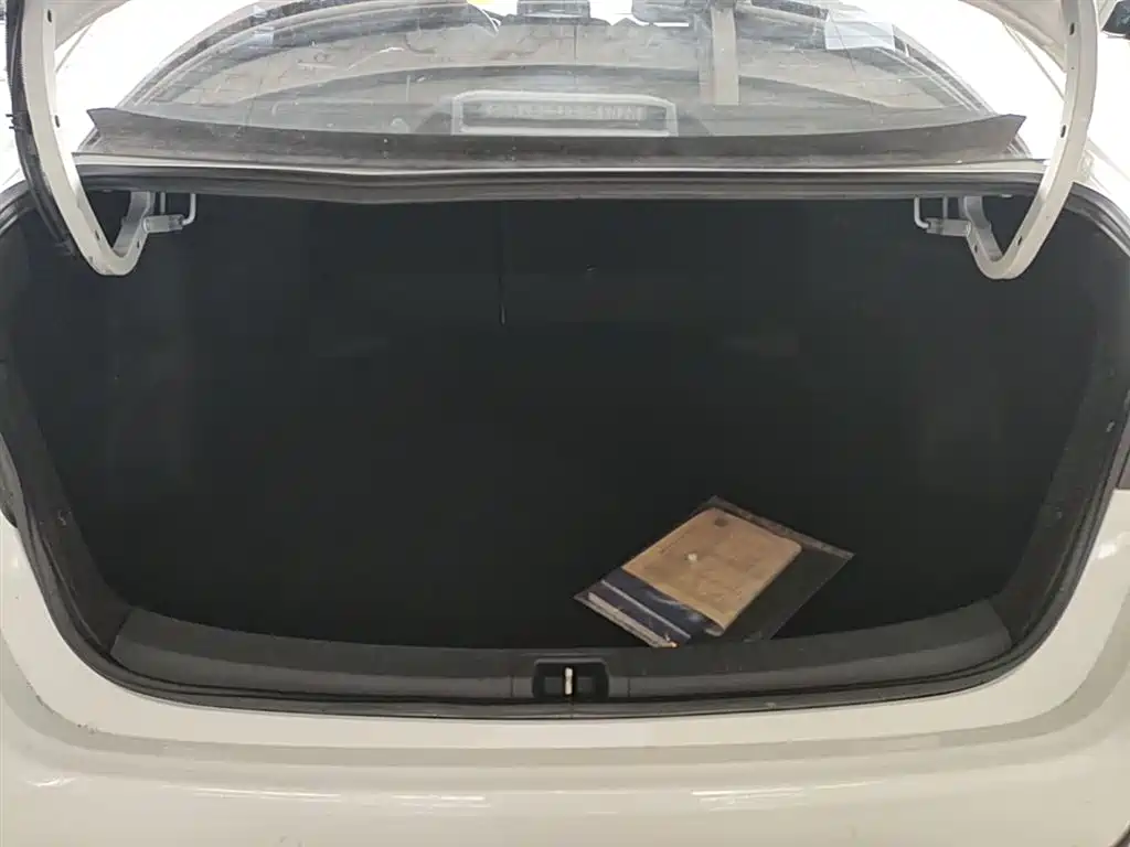 Toyota Allion 2022 2.0L Elite Edition фото 19
