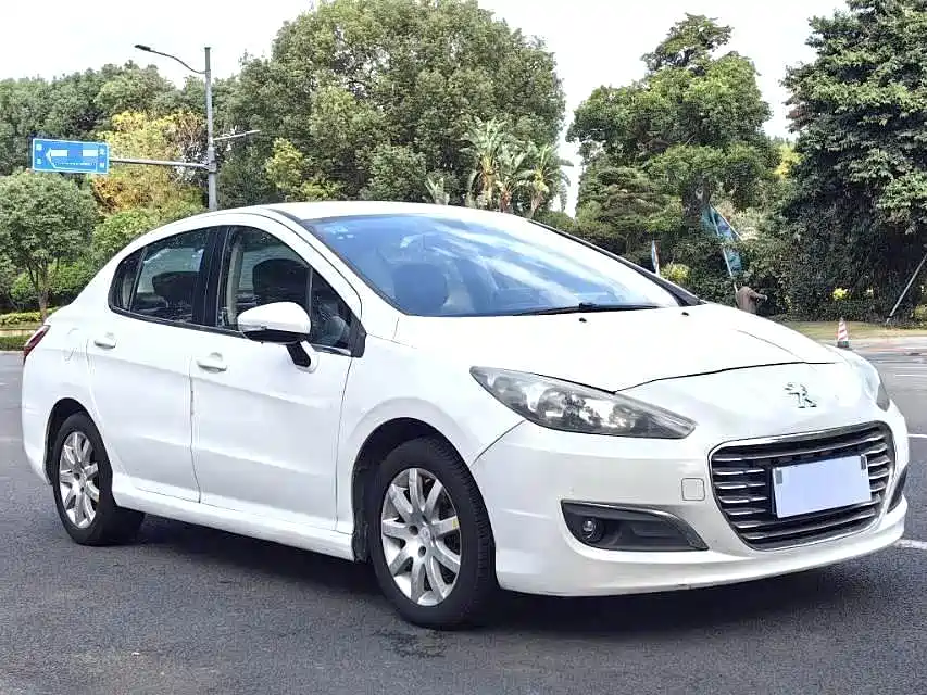 Peugeot 308 2014 2013 Model 1.6L Automatic Superior Style