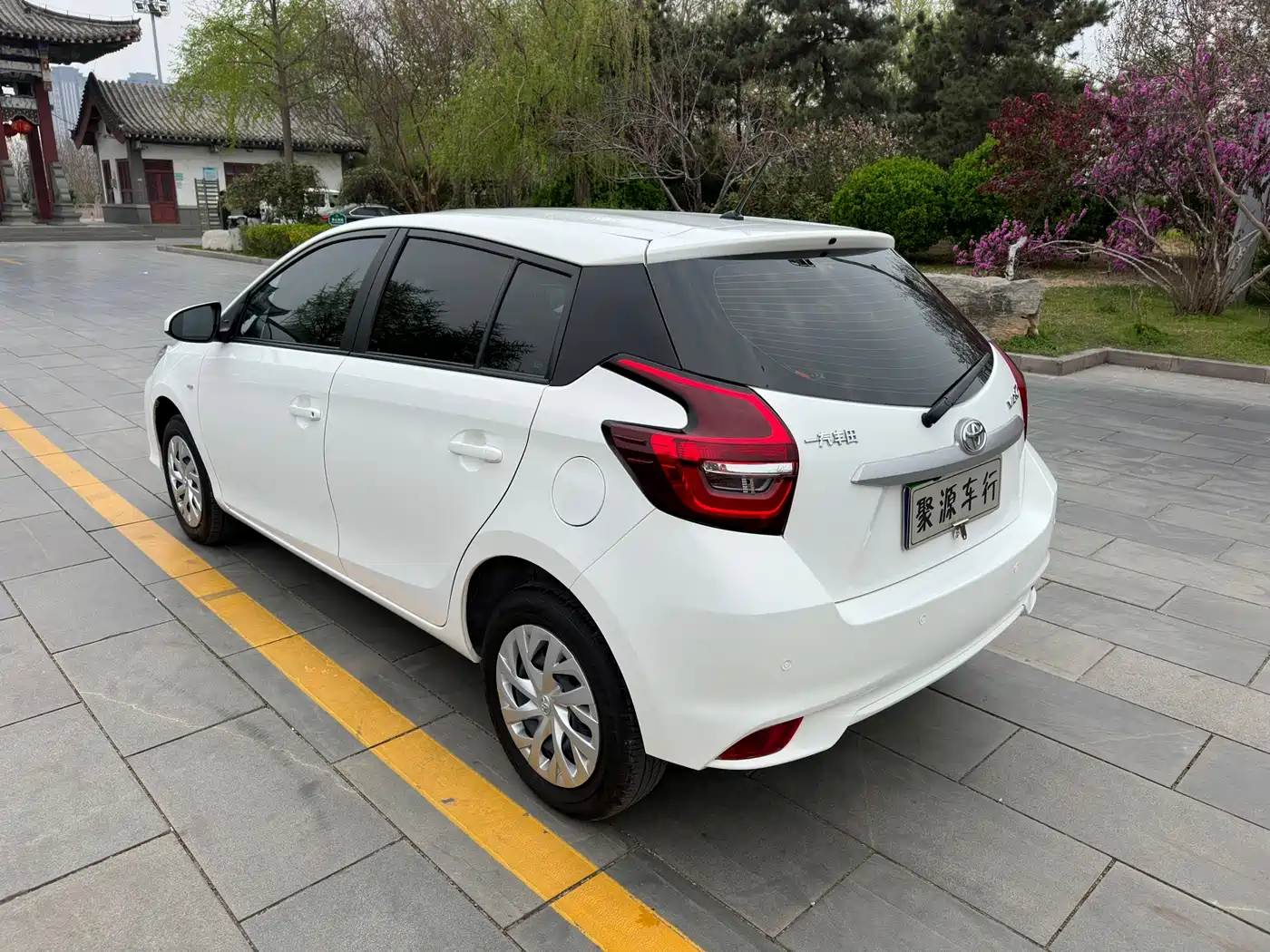 Toyota Vios FS 2021 1.5L CVT Fengchi Edition фото 5