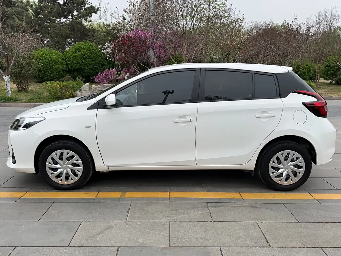 Toyota Vios FS 2021 1.5L CVT Fengchi Edition фото 15