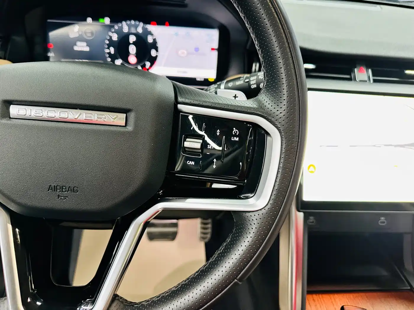 Land Rover Discovery Sport 2024 2024 Performance Technology Edition