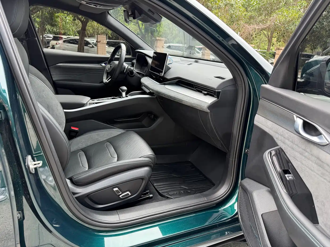 GEELY AUTOMOBILE XINGRUI