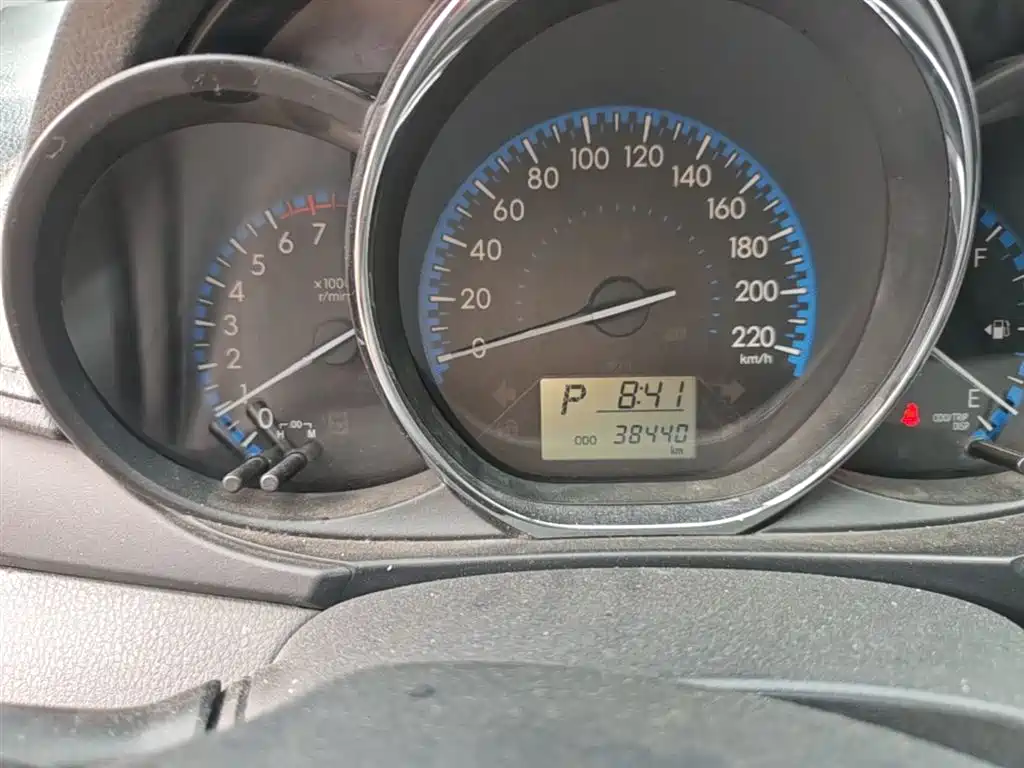 Toyota Vios 2017 1.5L CVT Pioneer фото 8