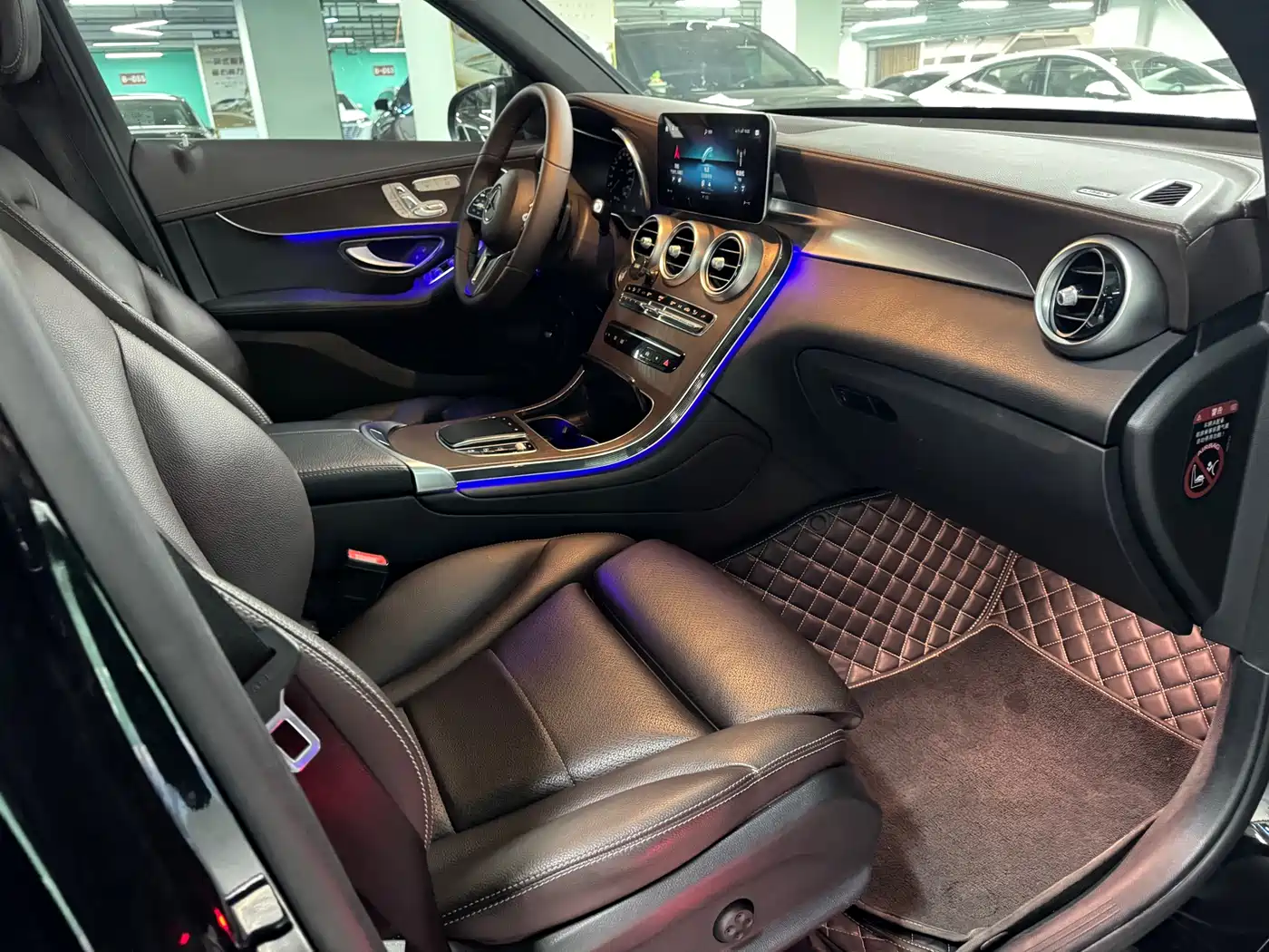 Mercedes-Benz GLC 2021 GLC 300 L 4MATIC Sporty фото 12