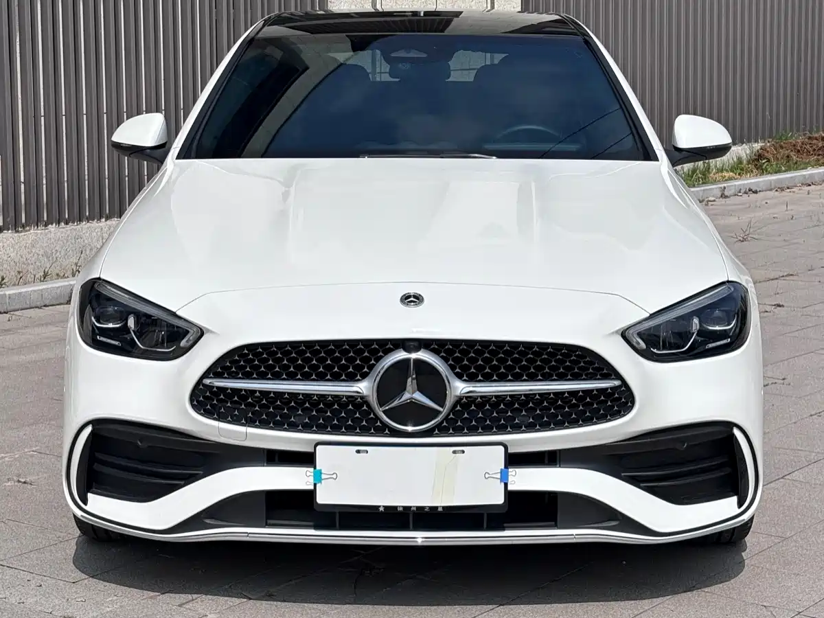 Mercedes-Benz C-Class 2023 Facelift C 260 L Sport Edition фото 2