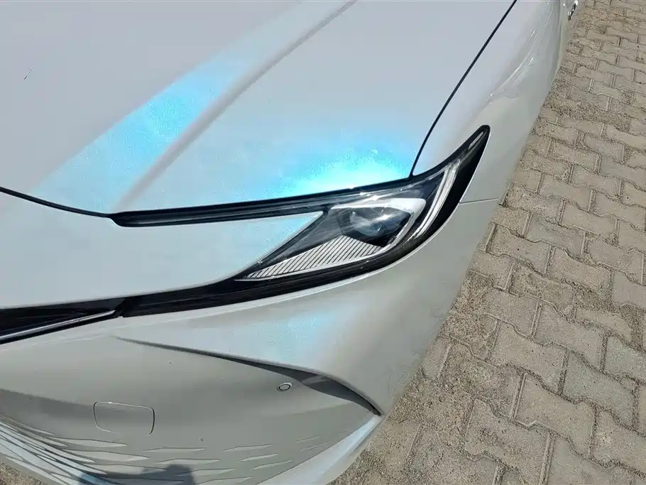 Toyota Camry 2024 Hybrid 2.0HG Premium Edition фото 5