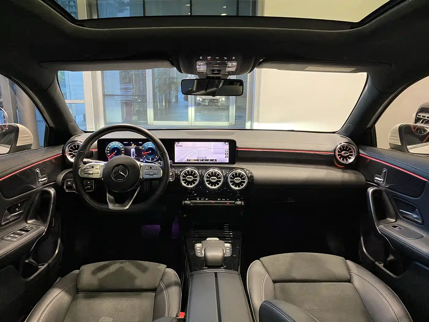 Mercedes-Benz A-Class 2021 A 200 L Sport Sedan Fashion Edition фото 11