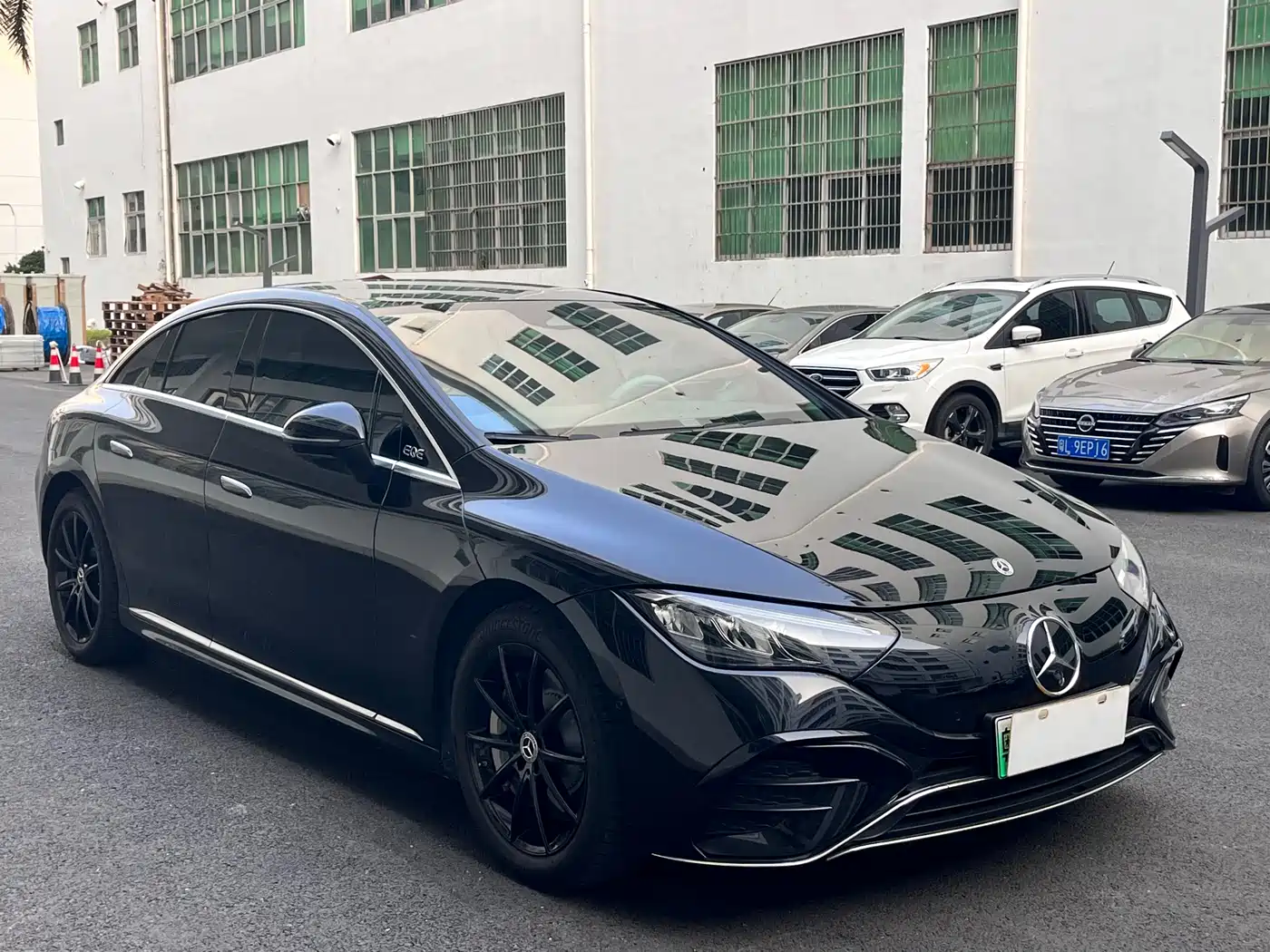Mercedes-Benz EQE 2022 350 Pioneer Edition фото 4