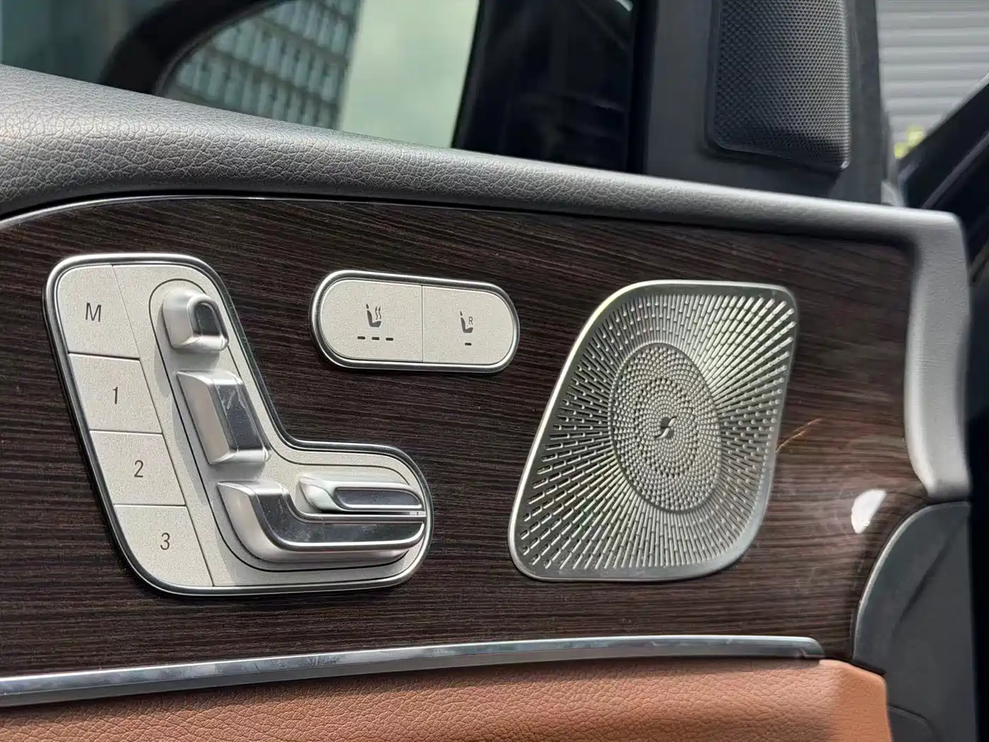 Mercedes-Benz GLE 2024 GLE 350 4MATIC Fashion фото 9