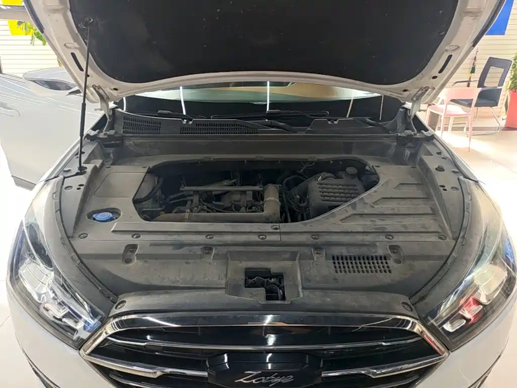 Zotye T300 2018 2017 1.5T CVT Executive