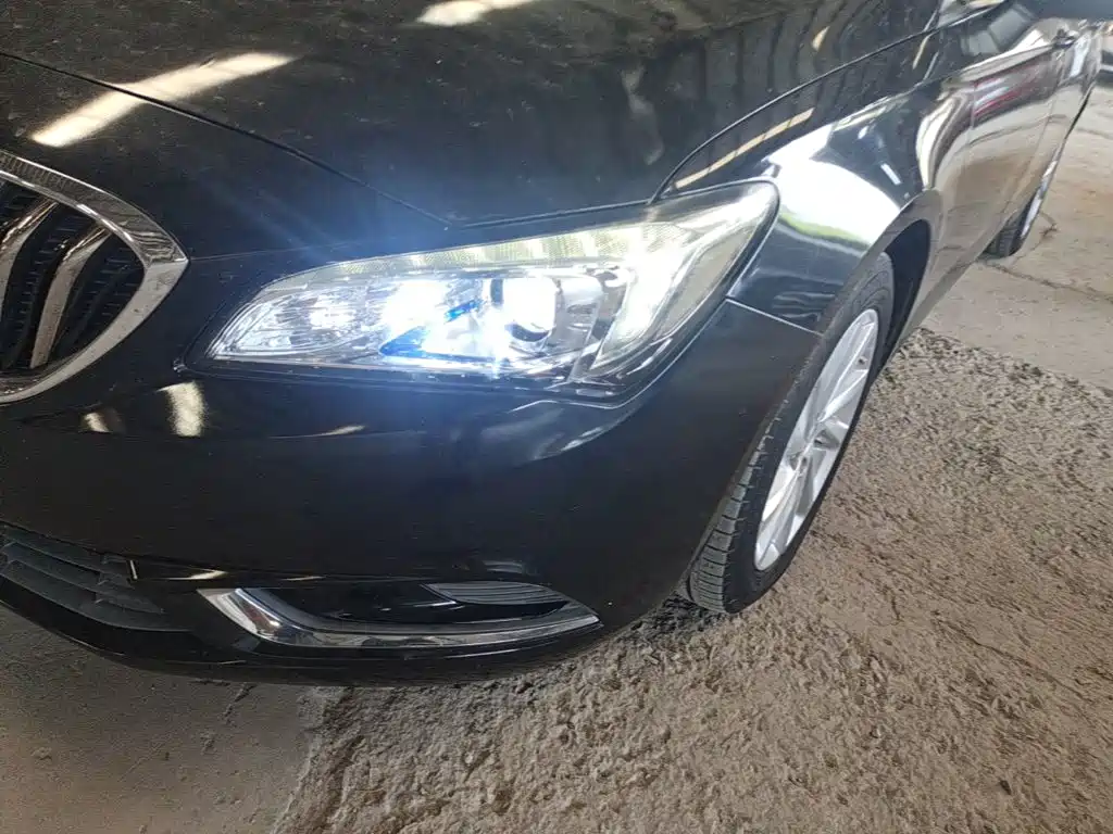 Photo 24 - Buick Verano