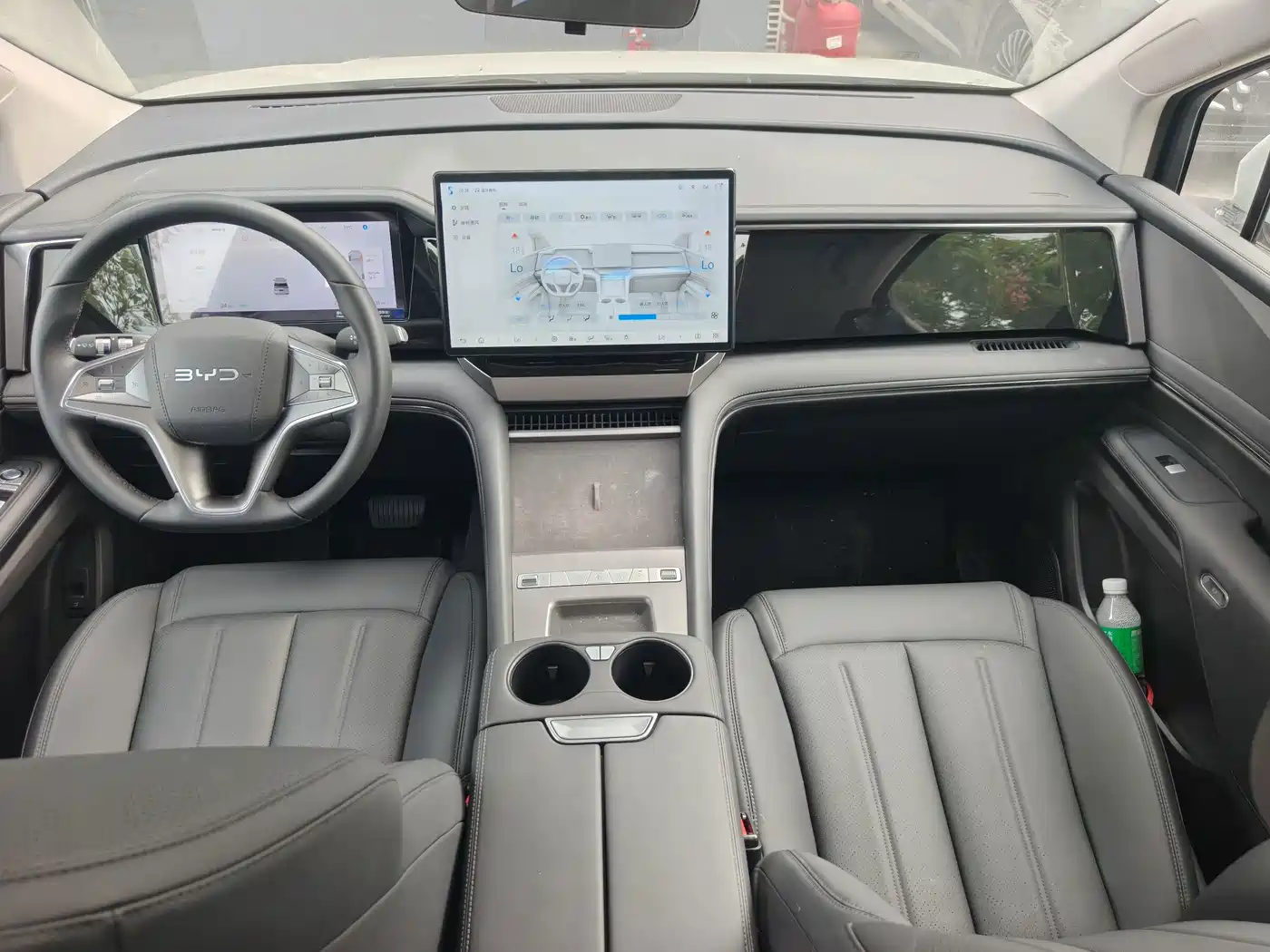 BYD M9 2025 2025 Model 1060 Pilot Edition