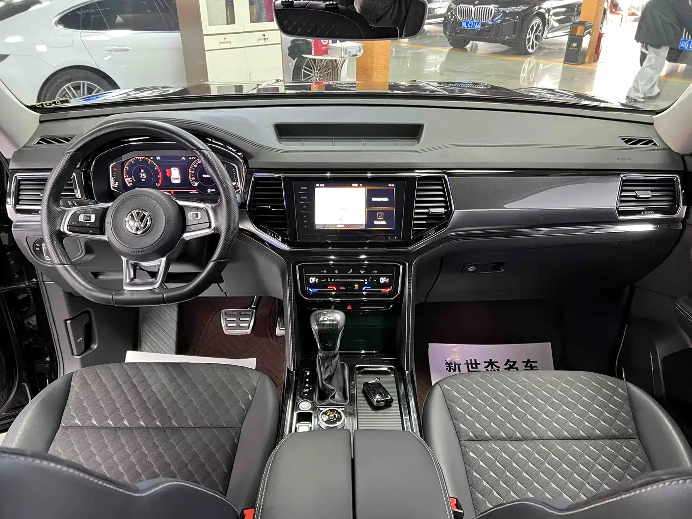 Volkswagen Teramont 2020 Teramont X Facelift 380TSI 4WD Luxury Edition фото 5