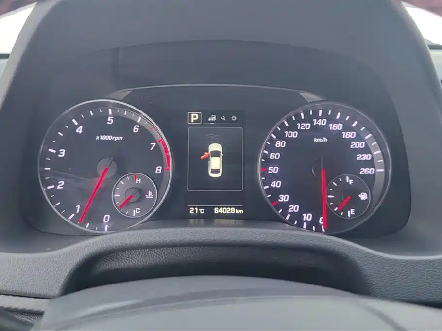 Hyundai Elantra 2018 1.4T DCT Dynamic·Vitality Model фото 14