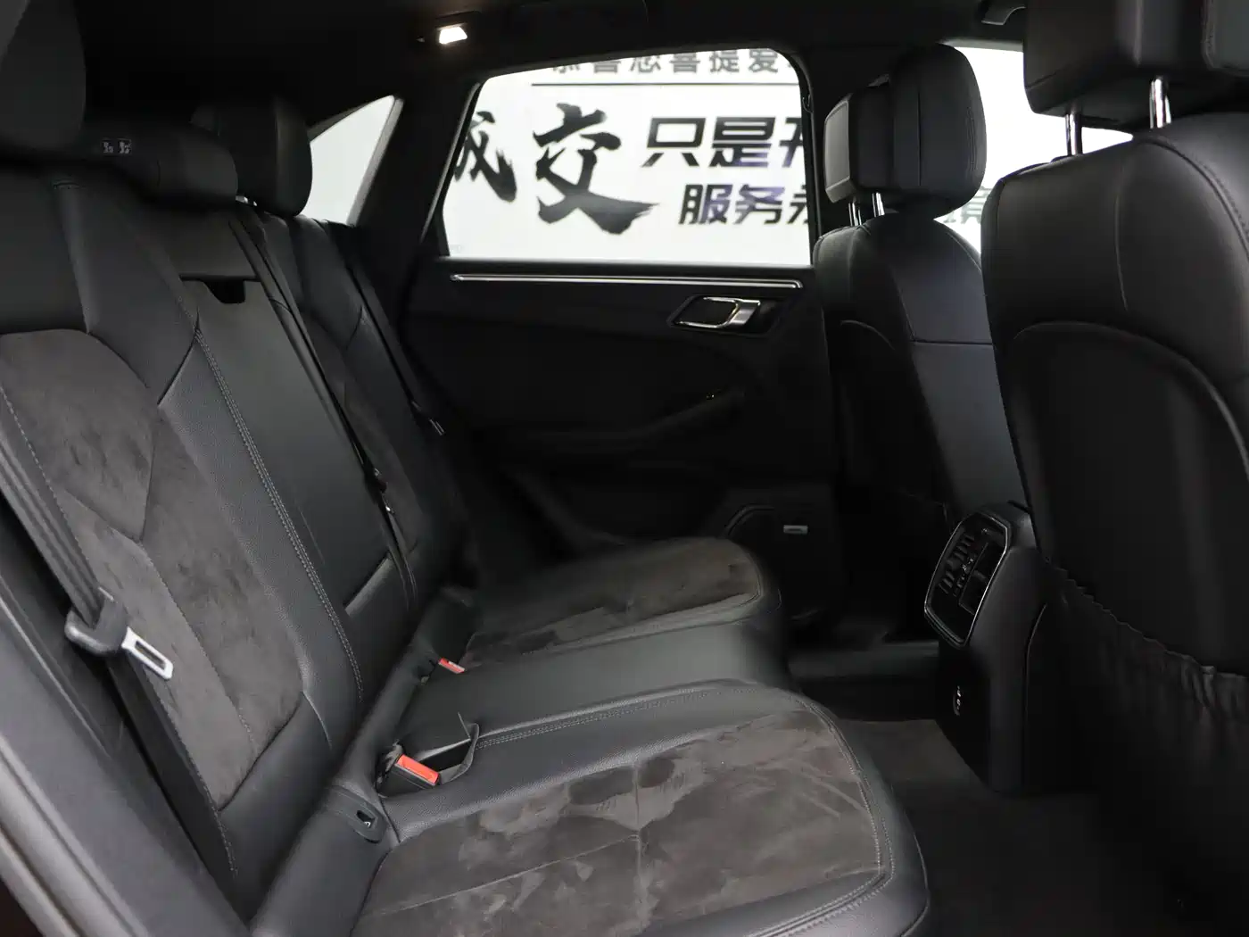 Porsche Macan 2020 Macan 2.0T фото 32